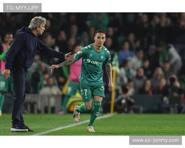 安东尼首发难破僵局贝蒂斯占优无果客场战平亨克零比零